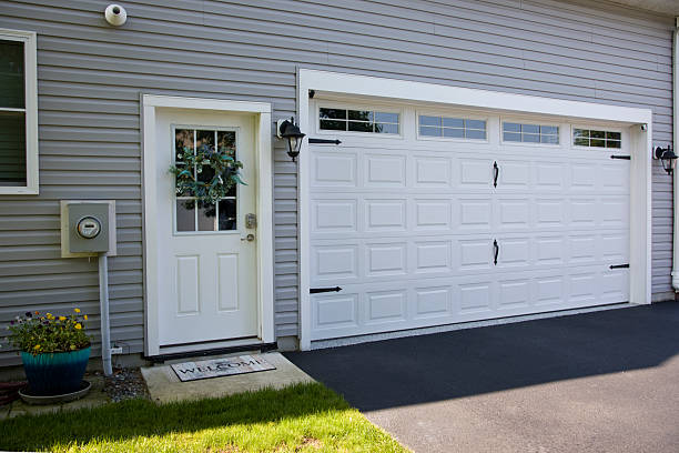 24/7 Emergency Garage Door Panel Replacement experts in Haverhill, MA